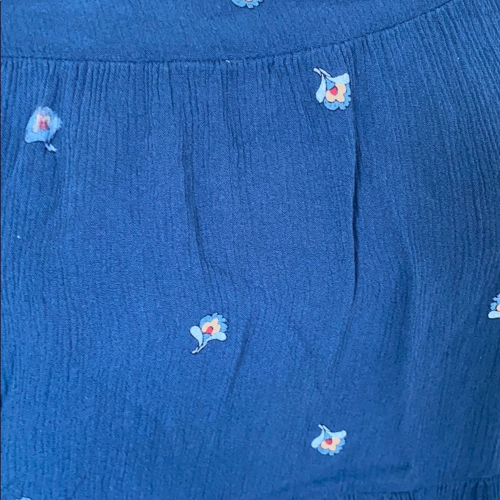 Universal Thread Tank Top - Picture 2 of 4